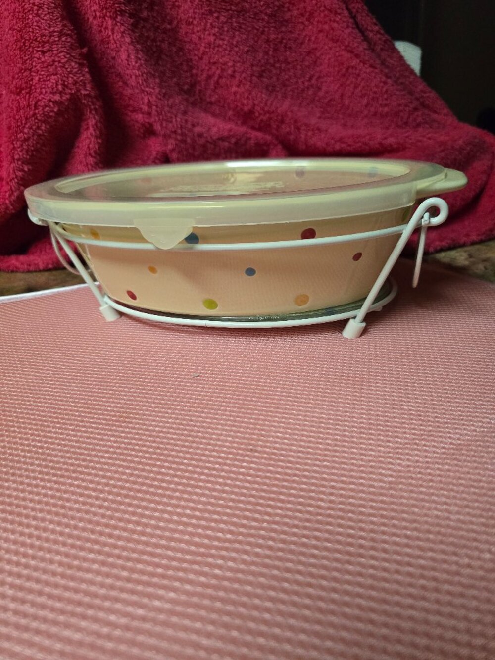 Temp-tations 1.5qt Polka Dot Baking Dish w/ Rack, Lid & Trivet